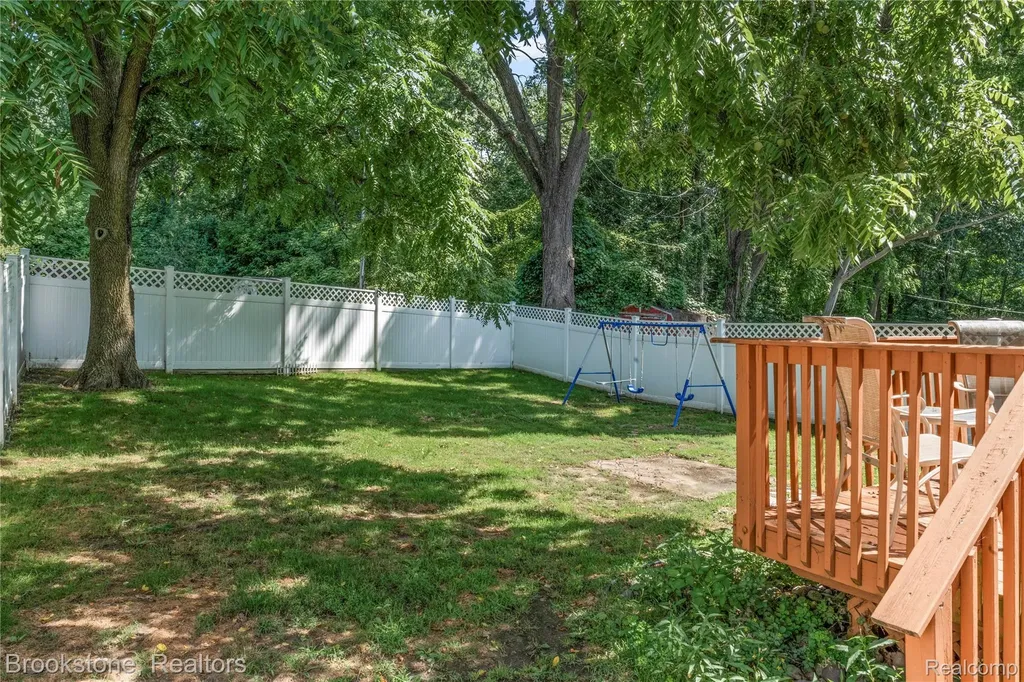 5652 Tequesta Drive West Bloomfield Charter Township MI 48323