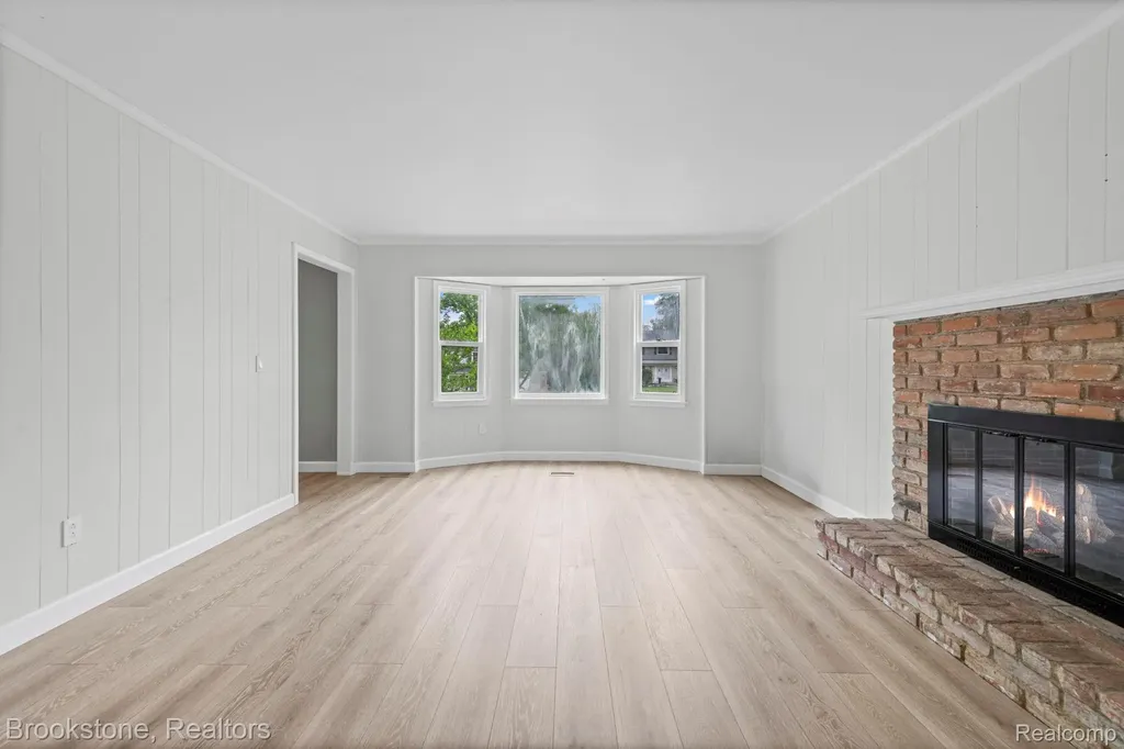 5652 Tequesta Drive West Bloomfield Charter Township MI 48323