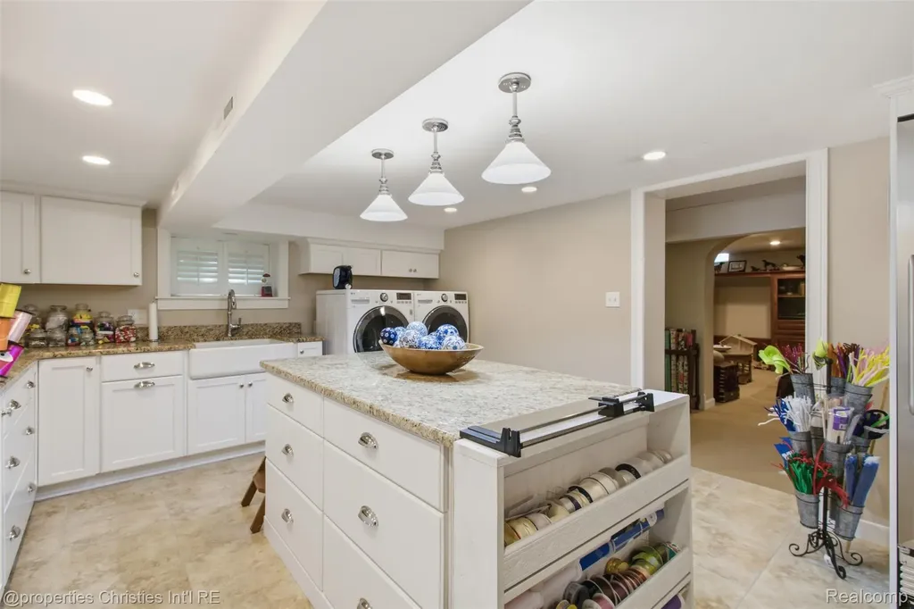 485 Westwood Drive Bloomfield Hills City MI 48301