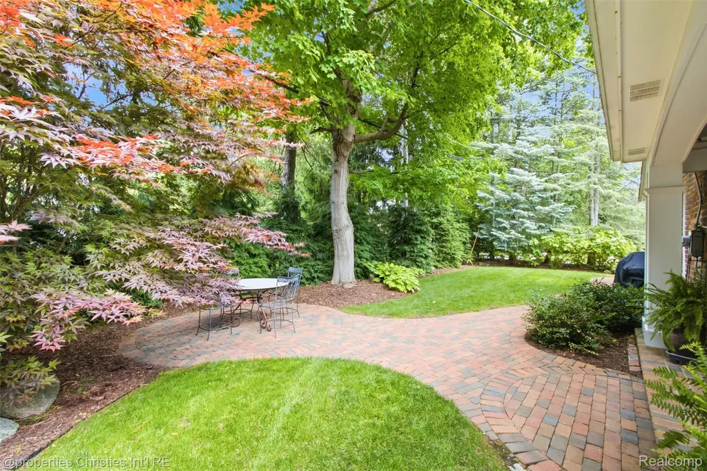 485 Westwood Drive Bloomfield Hills City MI 48301