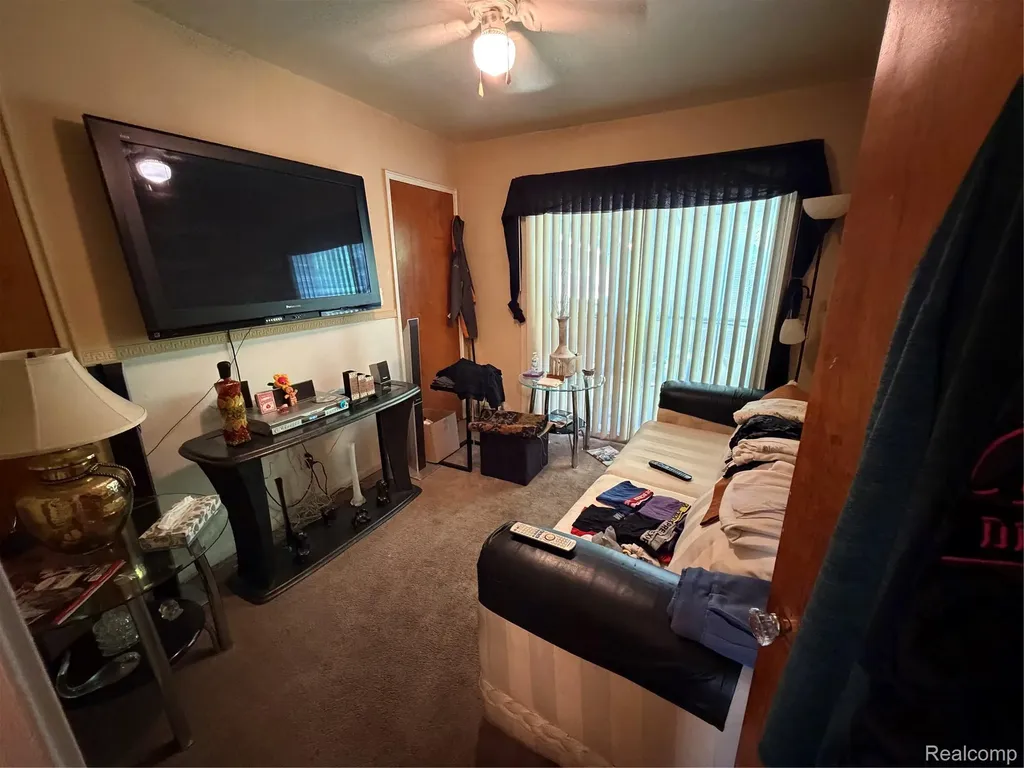 10071 Vaughan Street Detroit City MI 48228