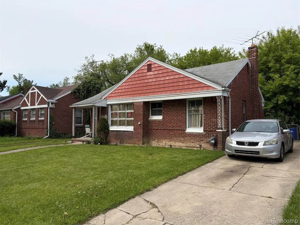 10071 Vaughan Street Detroit City MI 48228