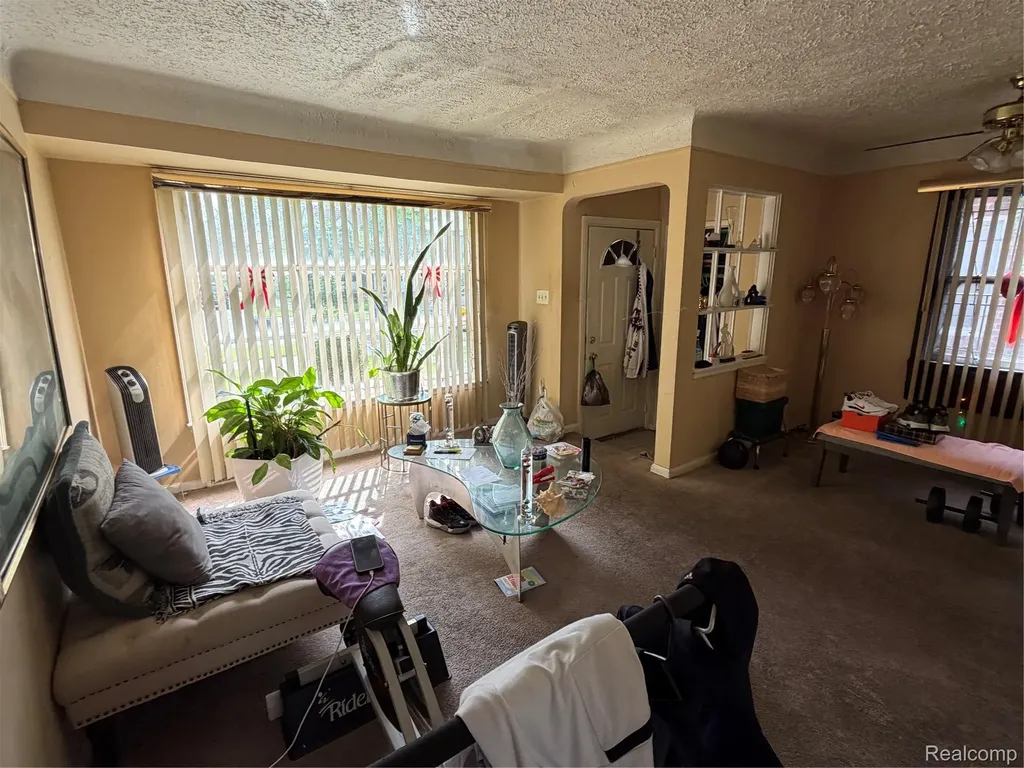 10071 Vaughan Street Detroit City MI 48228