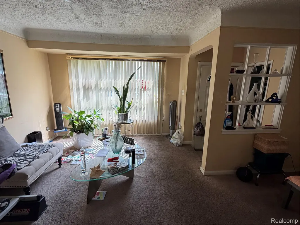 10071 Vaughan Street Detroit City MI 48228