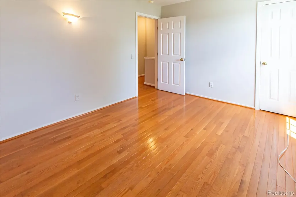 1880 Poppleton Drive West Bloomfield Charter Township MI 48324