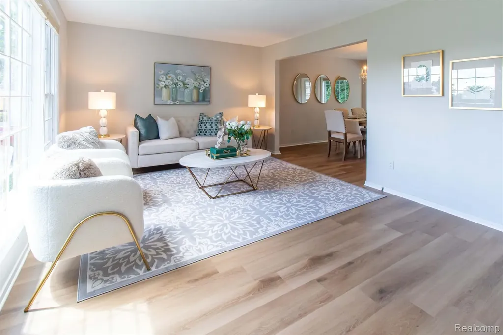 1880 Poppleton Drive West Bloomfield Charter Township MI 48324