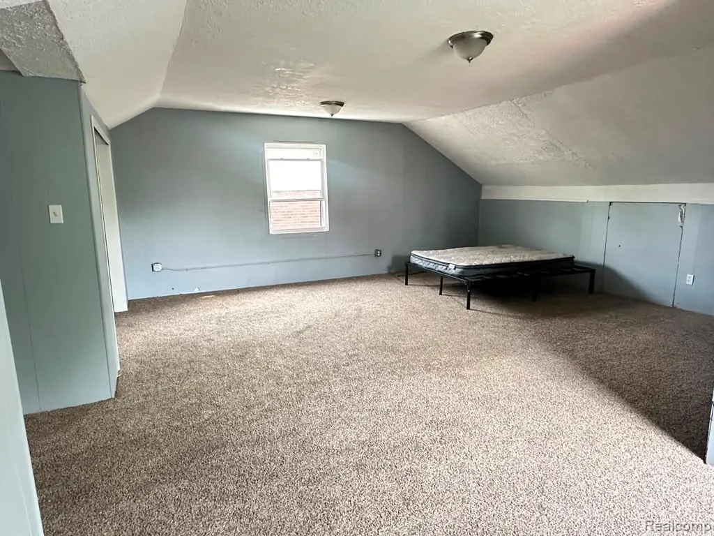 10150 Roxbury Street Detroit City MI 48224
