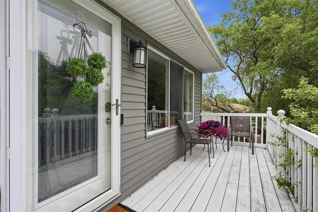 5233 Van Winkle Street Brighton Township MI 48116