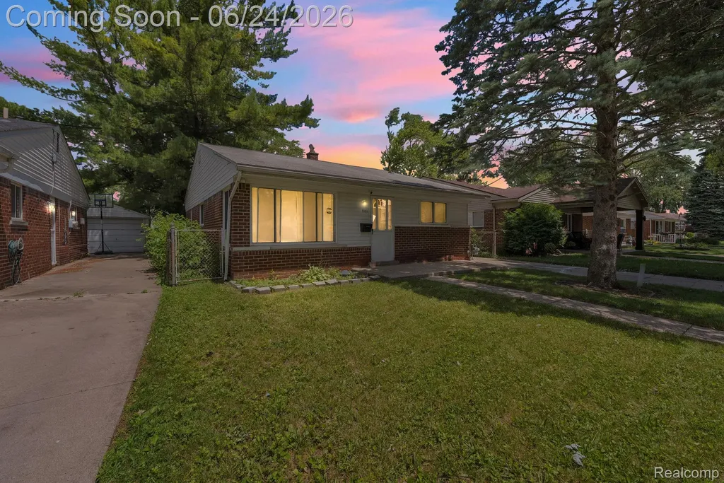 25636 Norfolk Street Dearborn Heights City MI 48125