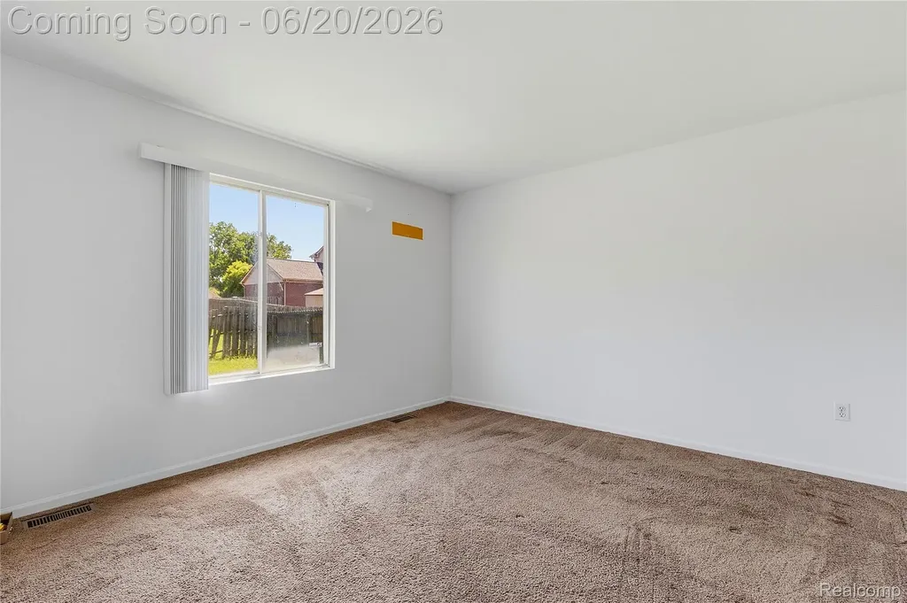 21884 Laurel Street Clinton Charter Township MI 48035