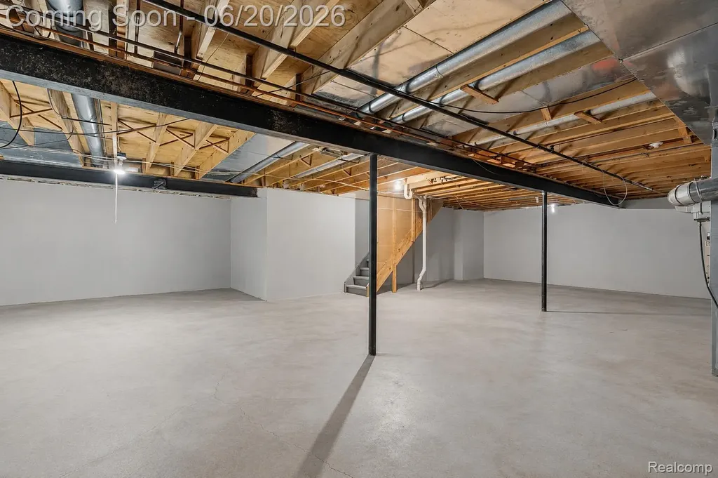 21884 Laurel Street Clinton Charter Township MI 48035