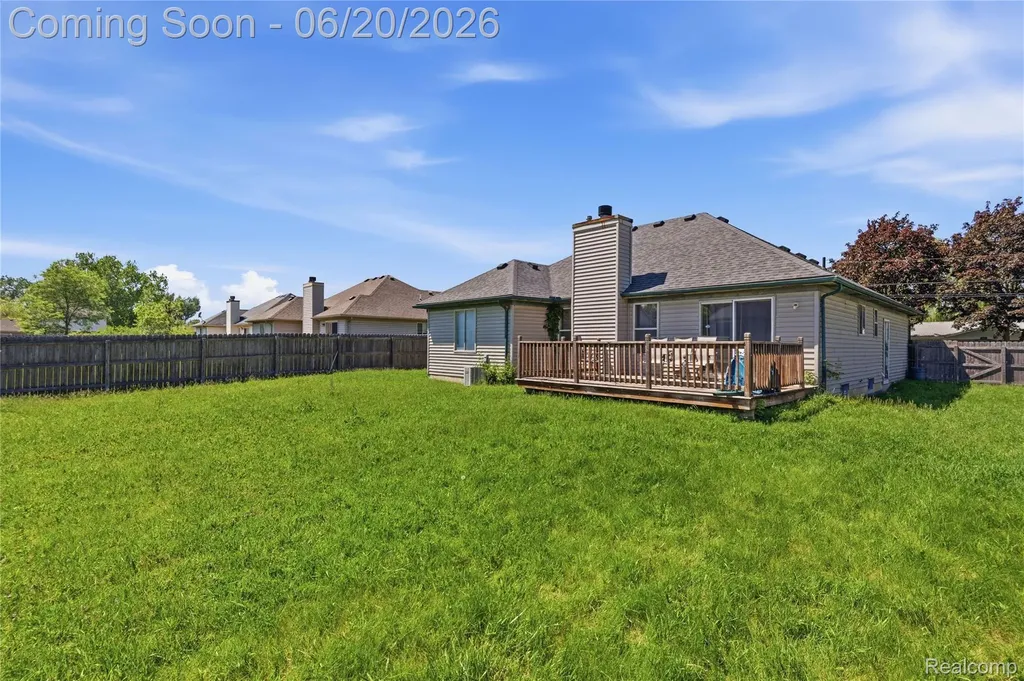 21884 Laurel Street Clinton Charter Township MI 48035