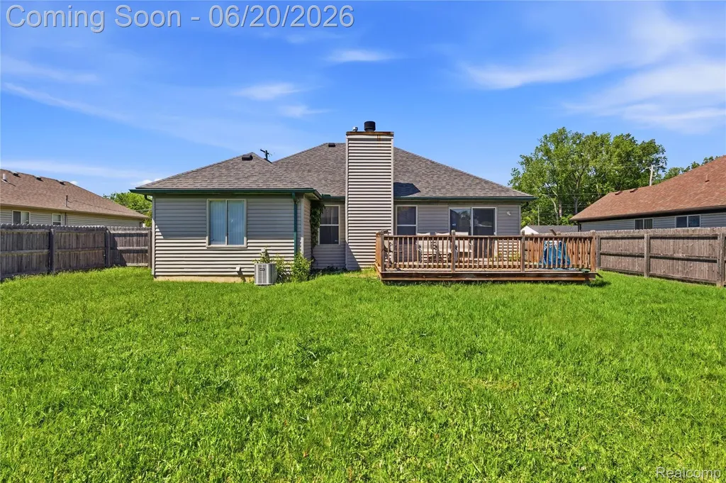 21884 Laurel Street Clinton Charter Township MI 48035