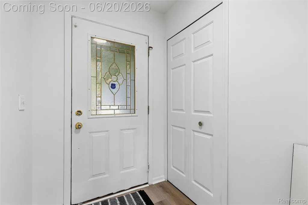 21884 Laurel Street Clinton Charter Township MI 48035
