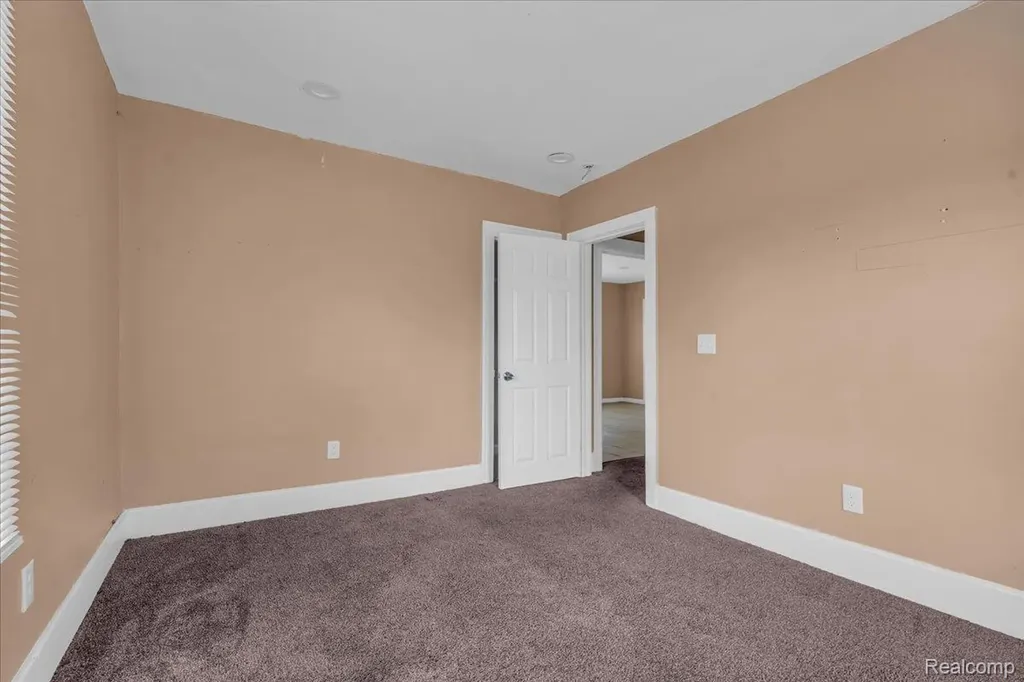 11368 Nardin Drive Detroit City MI 48204