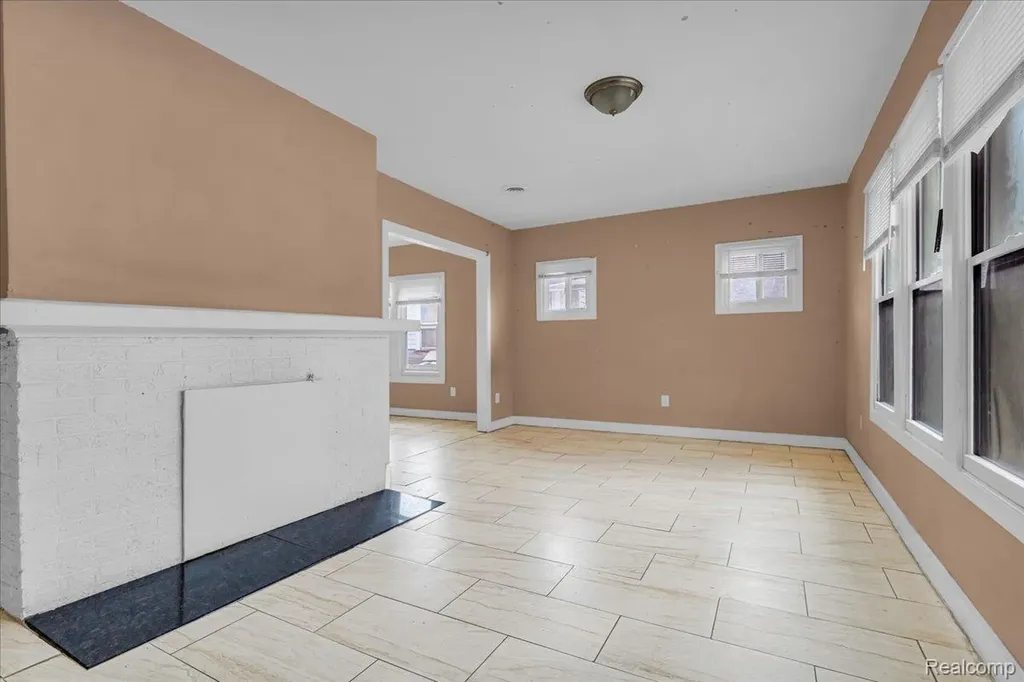 11368 Nardin Drive Detroit City MI 48204