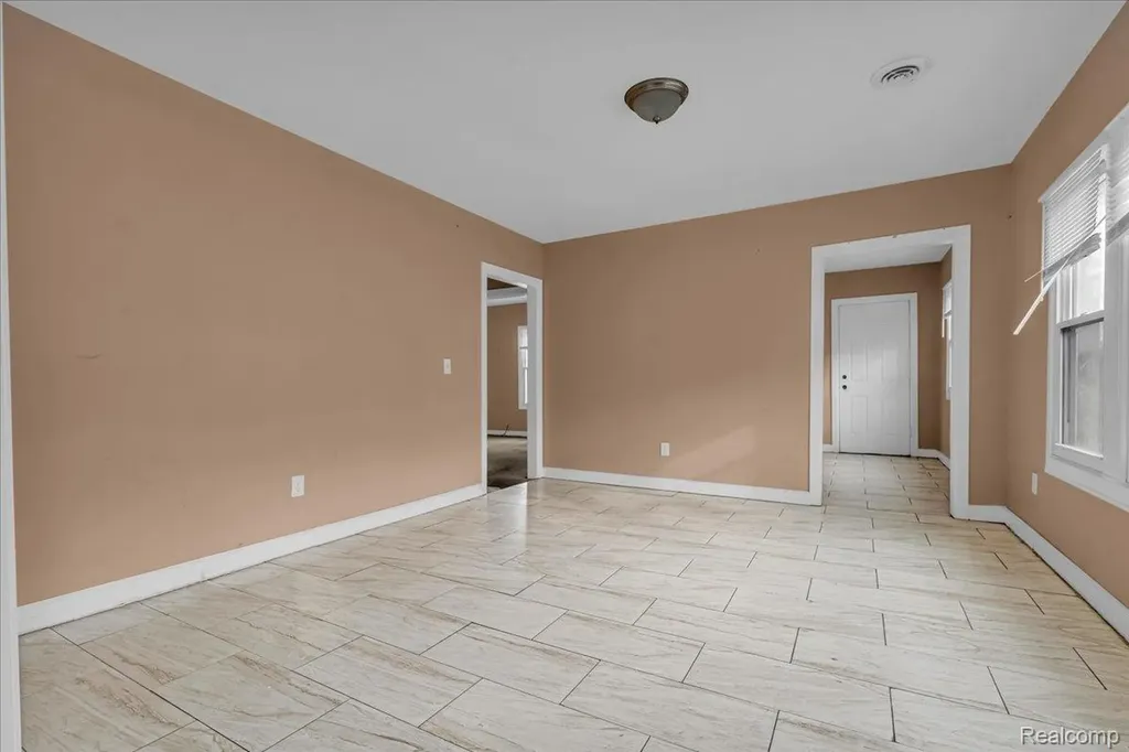 11368 Nardin Drive Detroit City MI 48204