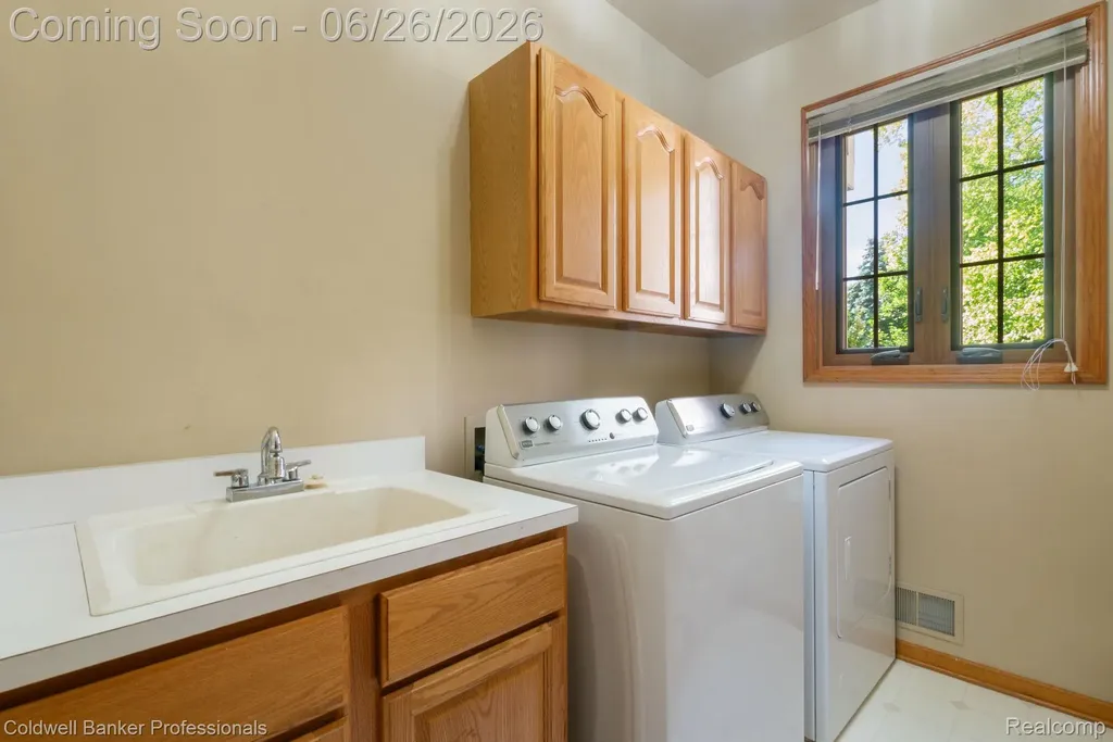 49906 Fuller Court Plymouth Charter Township MI 48170