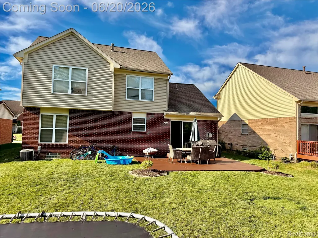 30680 Nelson Circle Westland City MI 48186
