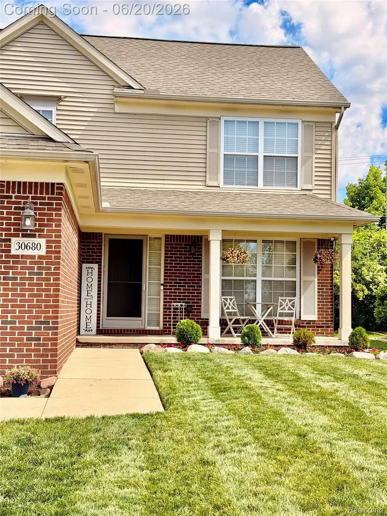 30680 Nelson Circle Westland City MI 48186
