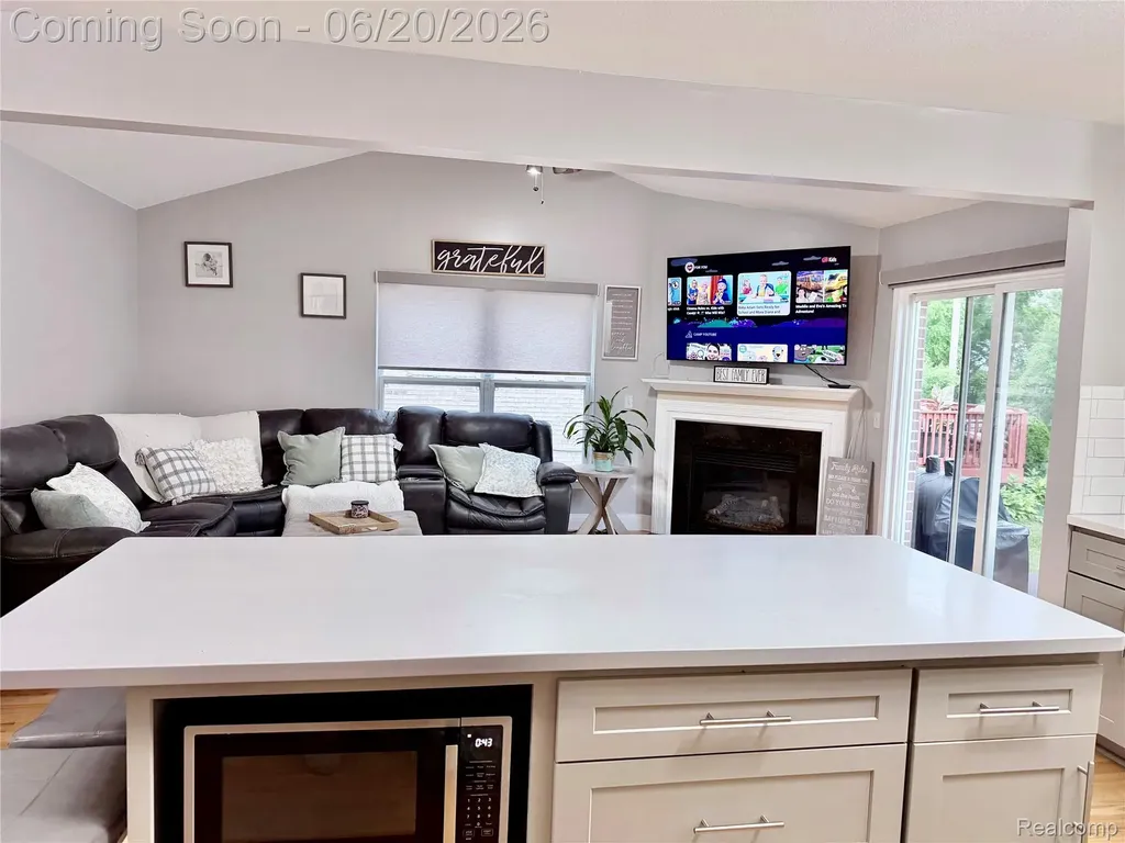 30680 Nelson Circle Westland City MI 48186
