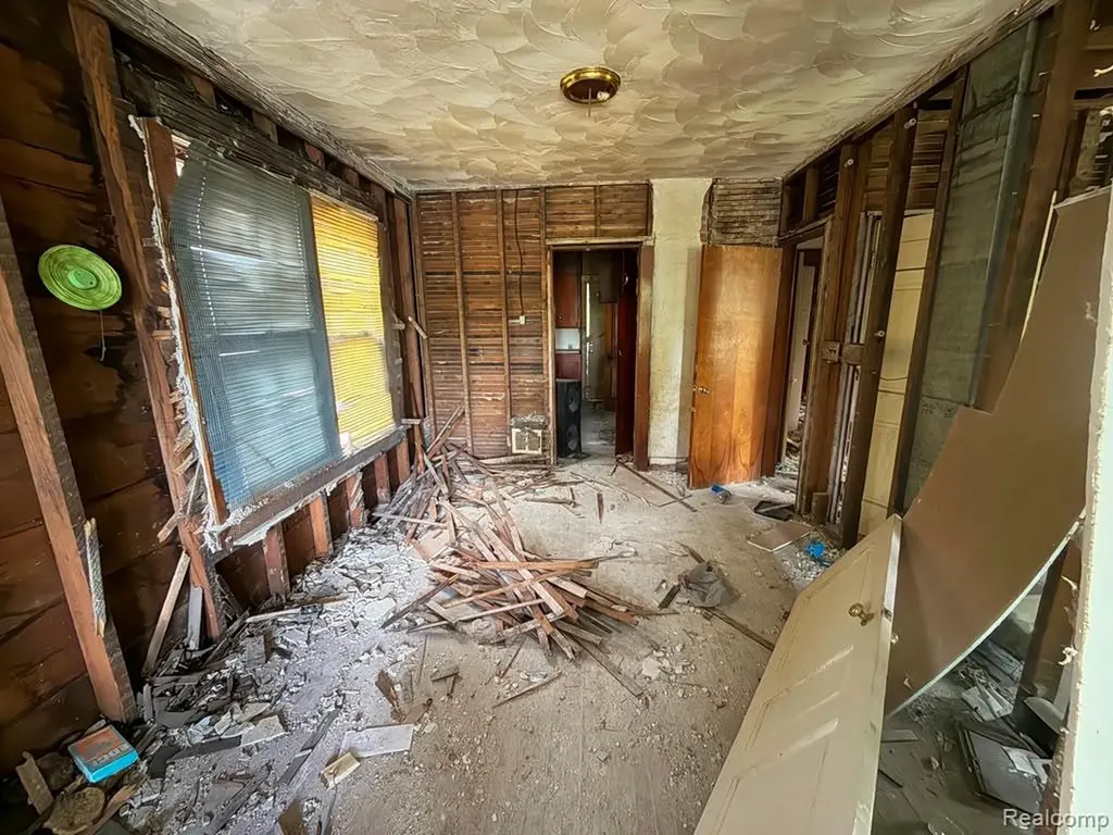 4010 Lawrence Street Detroit City MI 48204