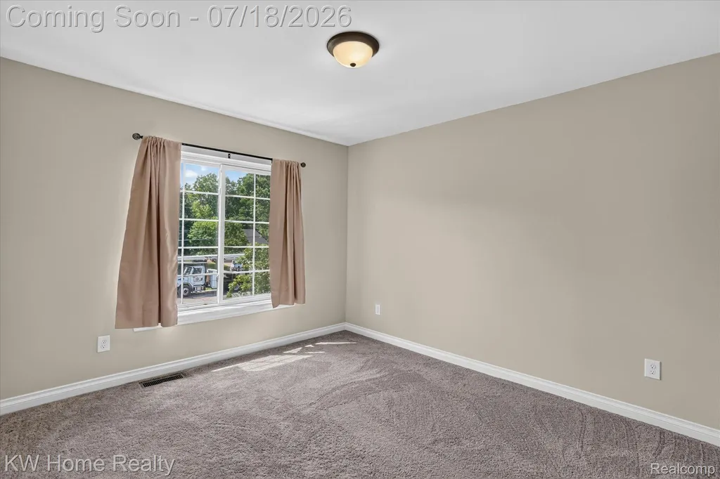 21926 Duns Scotus Street Southfield City MI 48075