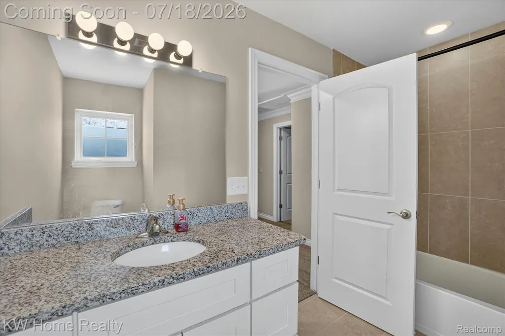 21926 Duns Scotus Street Southfield City MI 48075