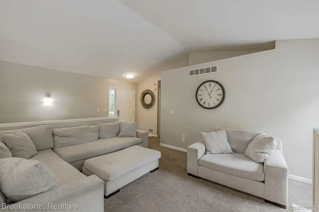 5039 Auker Drive Grand Blanc Charter Township MI 48507