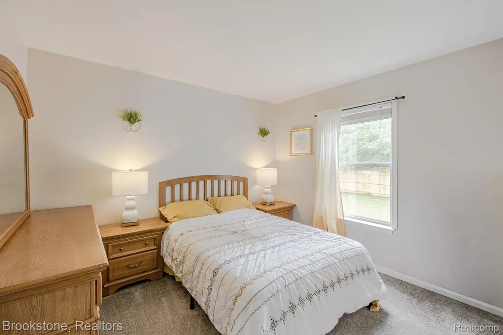5039 Auker Drive Grand Blanc Charter Township MI 48507