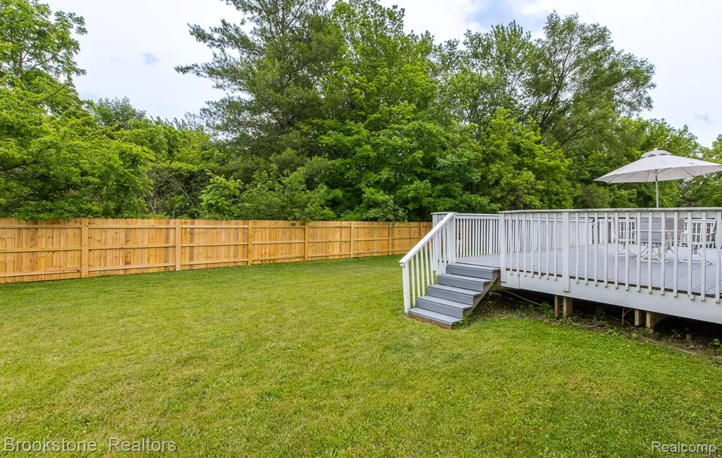 5039 Auker Drive Grand Blanc Charter Township MI 48507