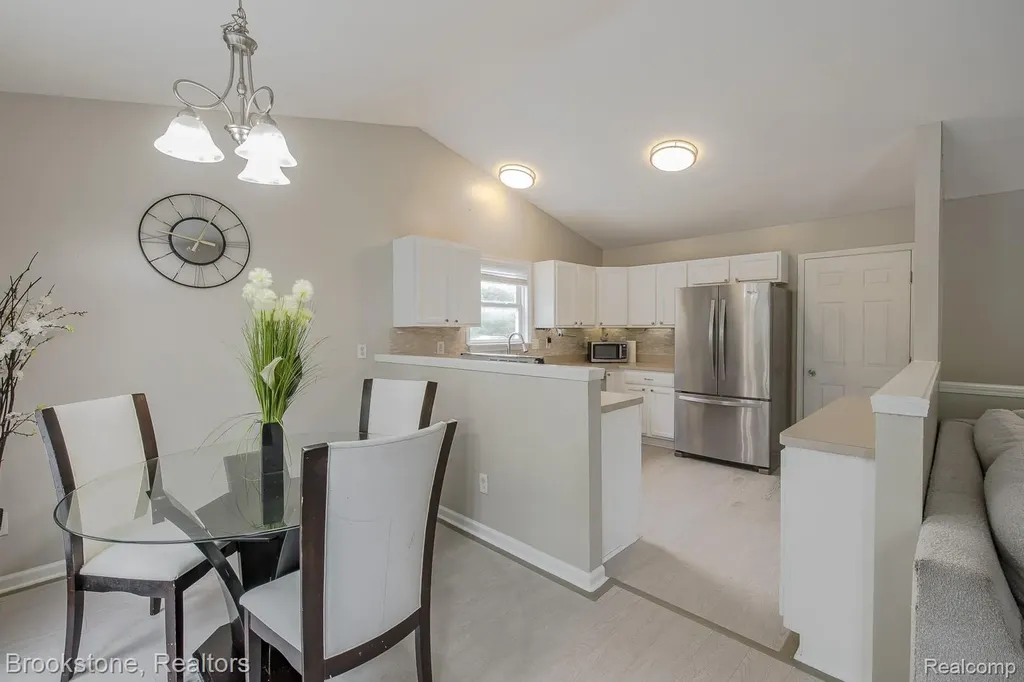 5039 Auker Drive Grand Blanc Charter Township MI 48507