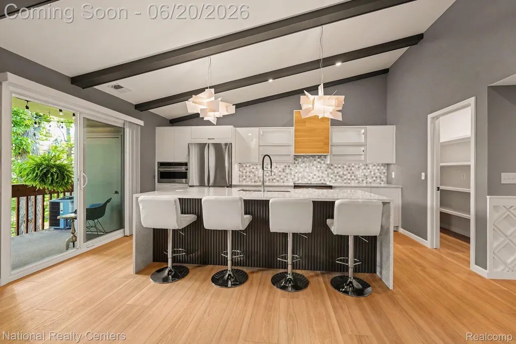 5076 Harbor Oak Drive Waterford Charter Township MI 48329
