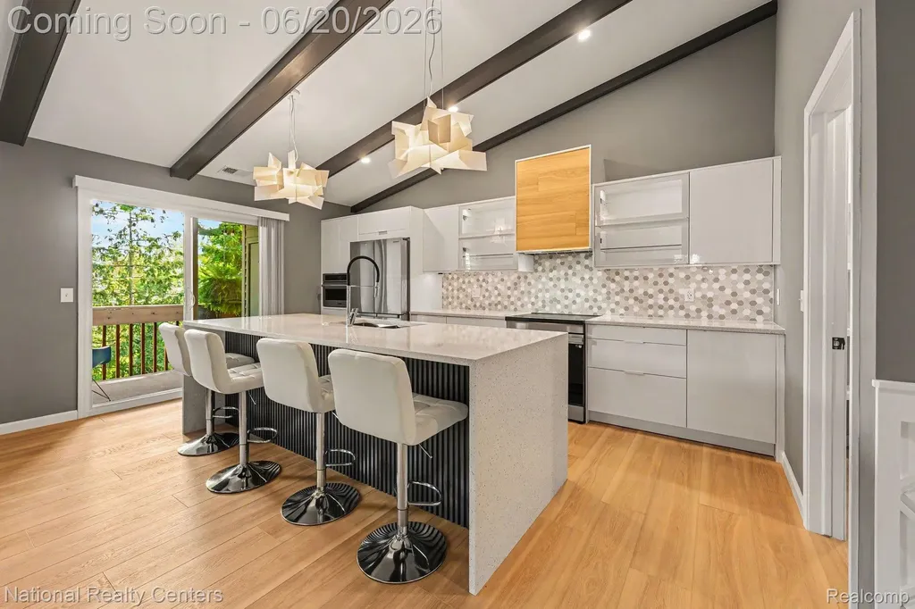 5076 Harbor Oak Drive Waterford Charter Township MI 48329