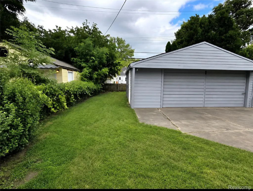 17220 Hanna Street Melvindale City MI 48122