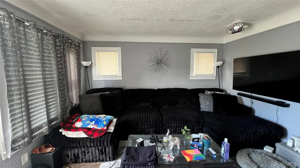19225 Conley Street Detroit City MI 48234