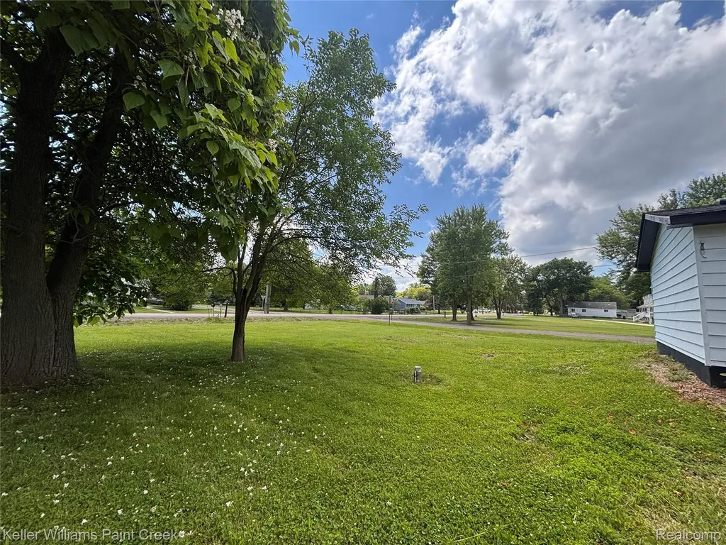 5143 Todd Street Grand Blanc Charter Township MI 48439