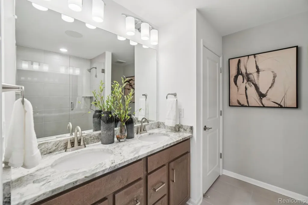 296 Lantana Drive Brighton City MI 48116