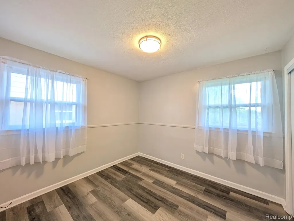 3613 Cherokee Avenue Flint City MI 48507