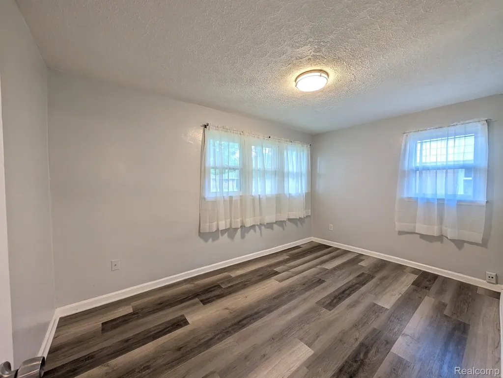 3613 Cherokee Avenue Flint City MI 48507