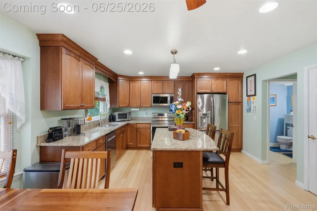45658 Hanford Road Canton Charter Township MI 48187