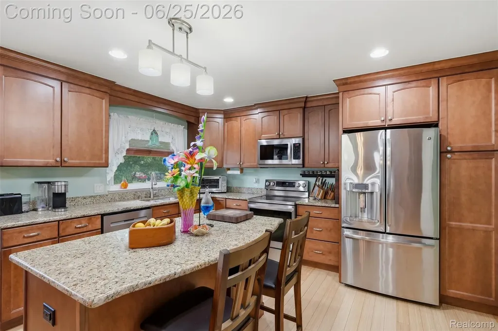 45658 Hanford Road Canton Charter Township MI 48187