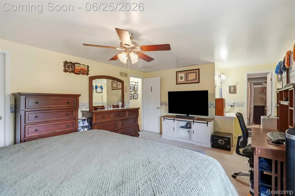 45658 Hanford Road Canton Charter Township MI 48187