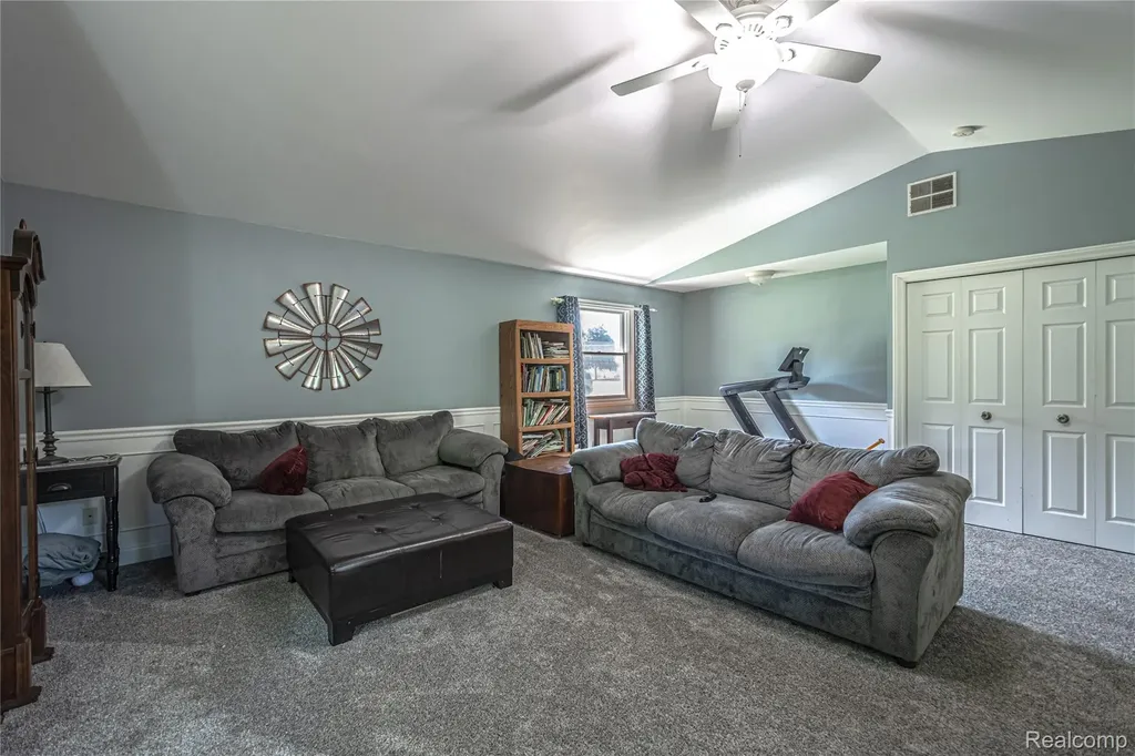 3241 Simpson Road Fort Gratiot Charter Township MI 48059