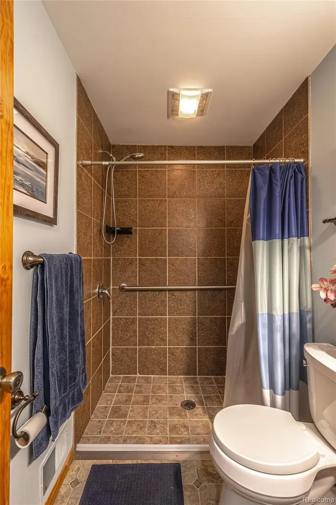 3241 Simpson Road Fort Gratiot Charter Township MI 48059
