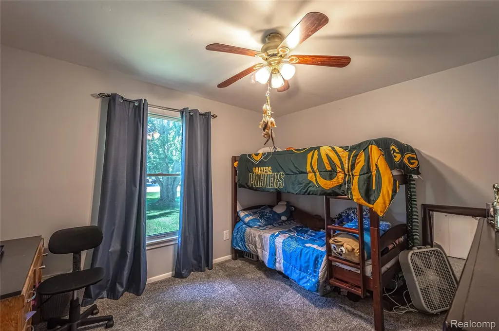 3241 Simpson Road Fort Gratiot Charter Township MI 48059