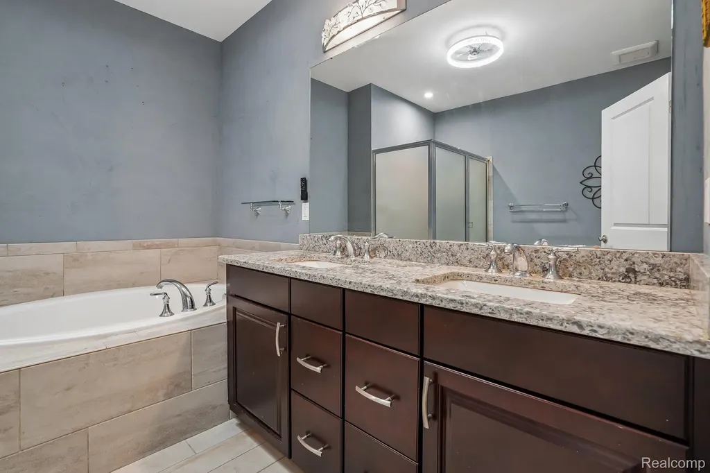 42832 Cardinal Way Novi City MI 48375