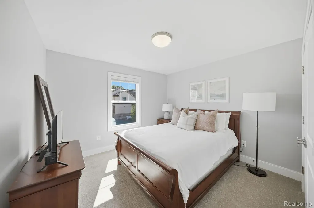 3898 Albatross Court Rochester Hills City MI 48309
