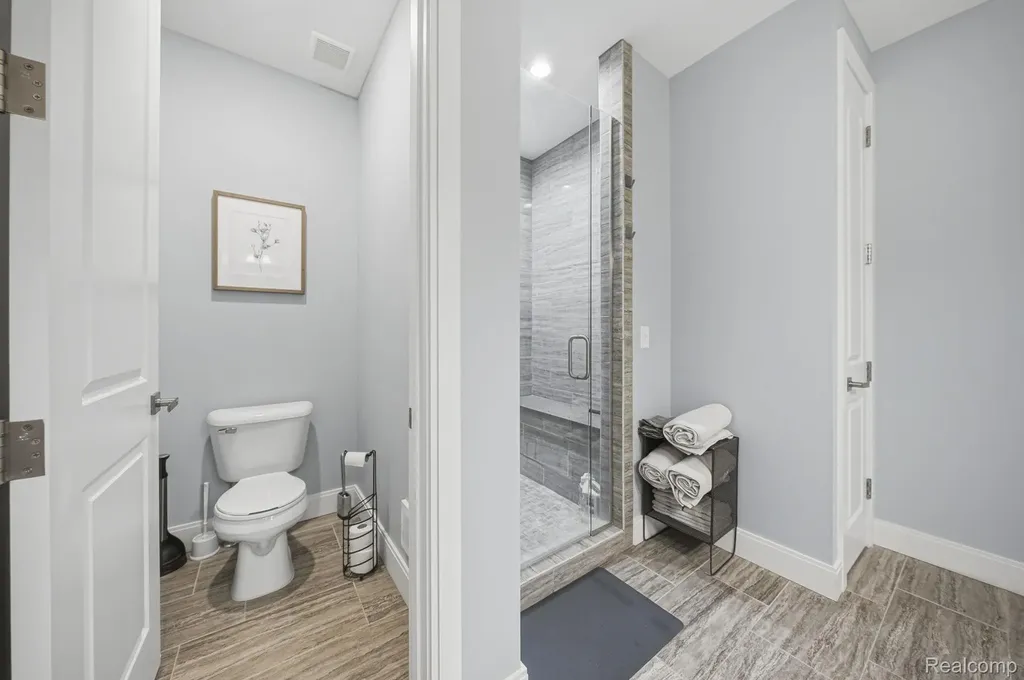 3898 Albatross Court Rochester Hills City MI 48309
