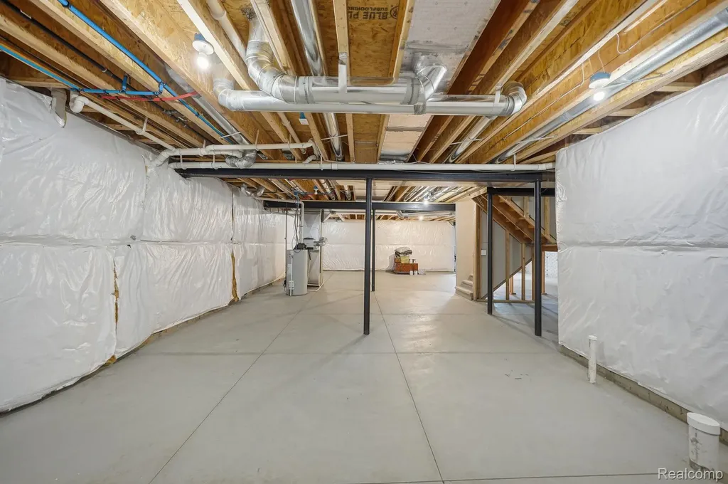 3898 Albatross Court Rochester Hills City MI 48309